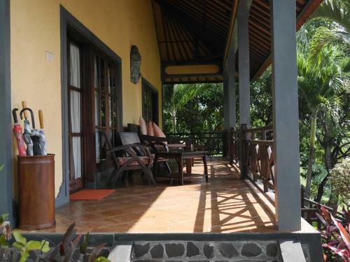Hotel Puri Mangga Sea View Resort And Spa