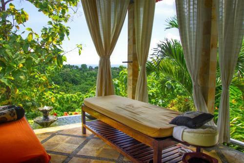 Hotel Puri Mangga Sea View Resort And Spa