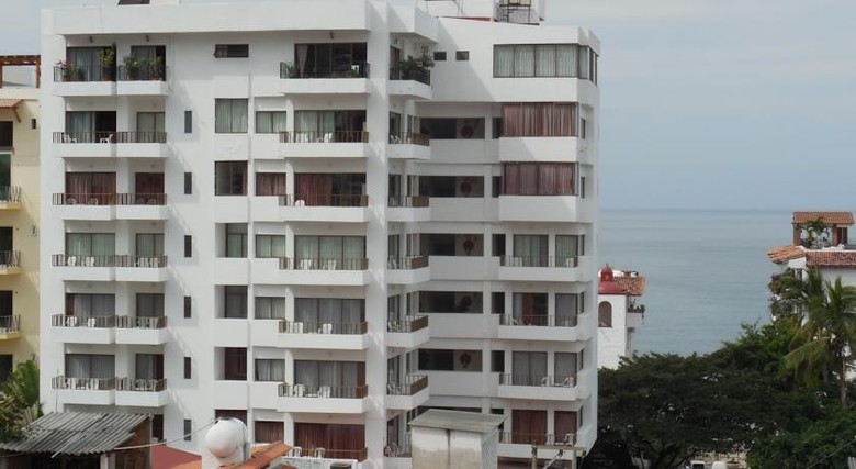 Hotel Torre De Oro