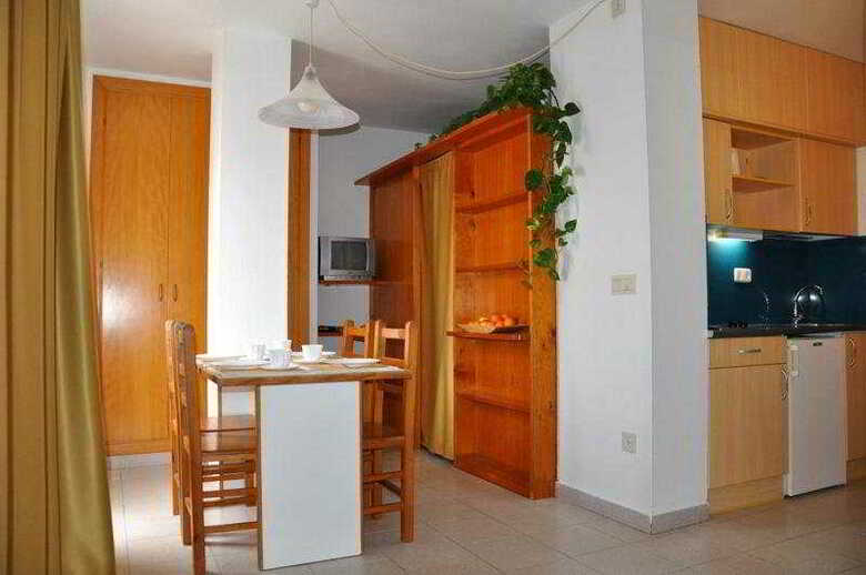 Aparthotel Safari