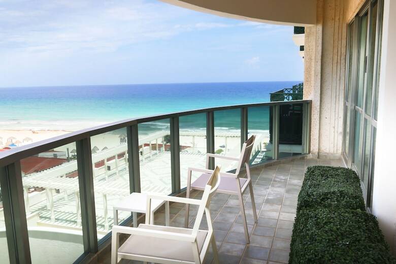 Hotel Sandos Cancun Luxury Experience