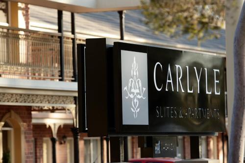 Aparthotel Carlyle Suites & Apartments