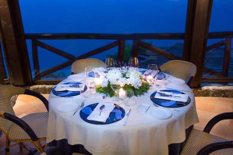 Monastero Santa Rosa Hotel & Spa