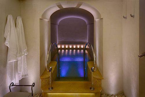 Monastero Santa Rosa Hotel & Spa