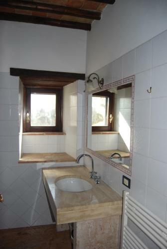 Apartamento Castello Di Cisterna