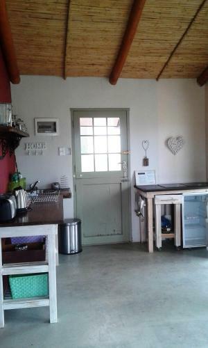 Hostal Themika Guest Farm