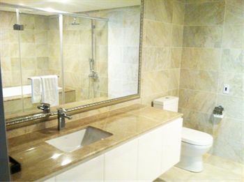 Grand City Hotel