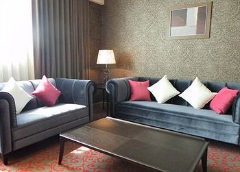 Grand City Hotel