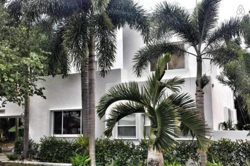 Three Bedroom Action Home By Angel