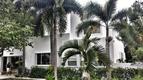 Three Bedroom Action Home By Angel