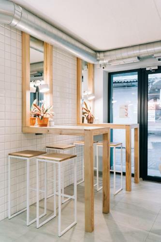 Yard Hostel & Coffee Shop