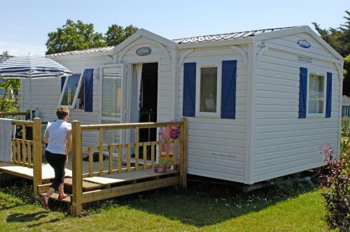 Camping Les Blancs Ch�nes