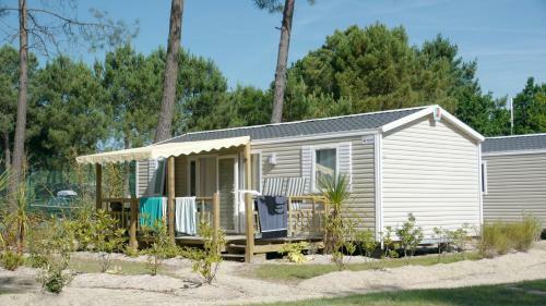 Camping Les Blancs Ch�nes