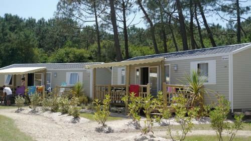Camping Les Blancs Ch�nes