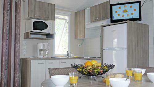 Camping Les Blancs Ch�nes