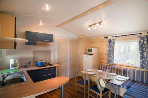Camping Les Blancs Ch�nes