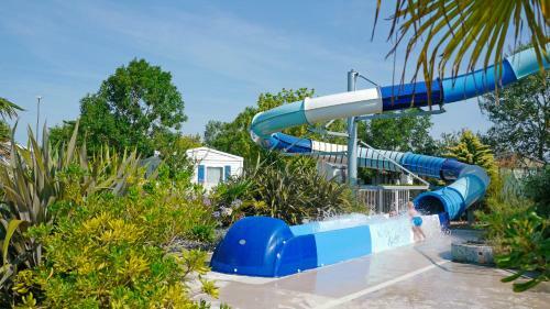 Camping Les Blancs Ch�nes
