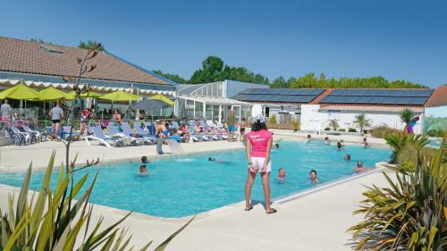 Camping Les Blancs Ch�nes