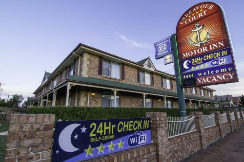 Endeavour Court Motor Inn