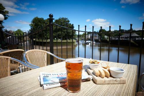 Posada The Steam Packet Inn