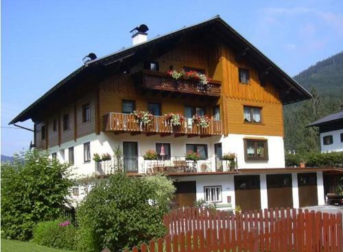 Hostal G�stehaus Sams