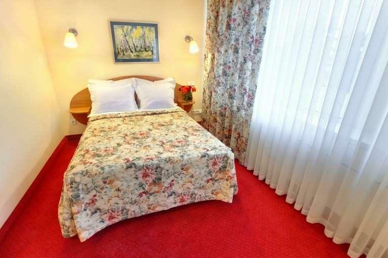 Hotel Nadia