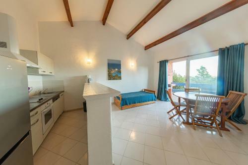 Apartamentos Royal Palm - Corsicatours
