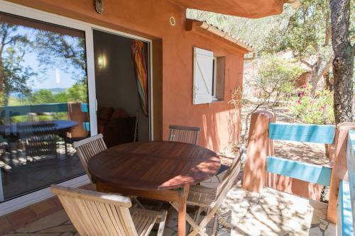 Apartamentos Royal Palm - Corsicatours