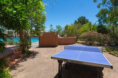 Apartamentos Royal Palm - Corsicatours