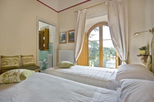 Hostal Guesthouse Villa Baggine
