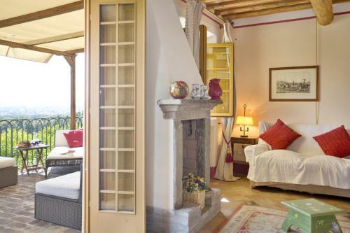 Hostal Guesthouse Villa Baggine