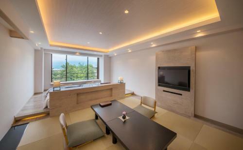 Miyajima Grand Hotel Arimoto