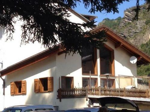 Ski Lodge