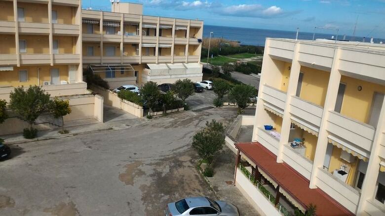 Hostal B&B Gelsimori