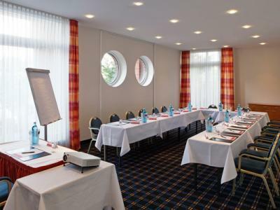 Ramada Hotel Huerth-koeln