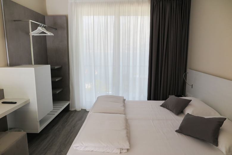 Hotel Oasi Beach