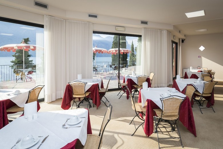 Hotel Oasi Beach
