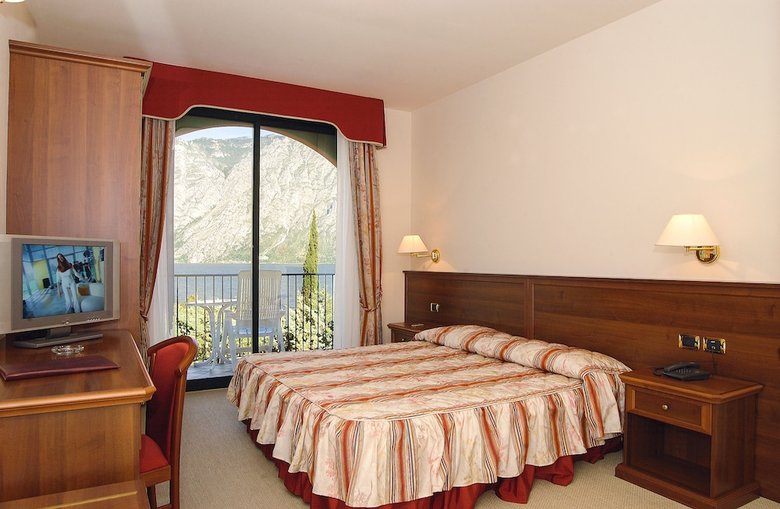 Hotel Oasi Beach