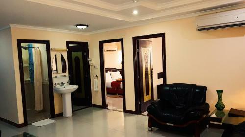 Urban Rose Hotel & Apartments