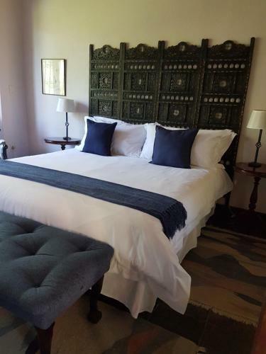 Hostal Laughing Waters Guest House