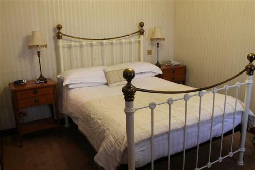 Hotel George & Dragon
