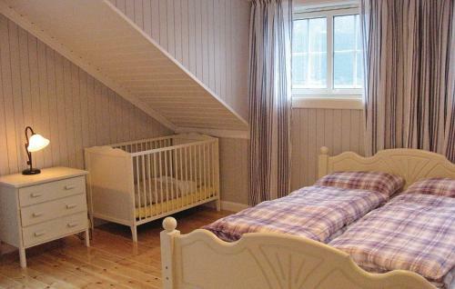 Holiday Home Naustdal Helle