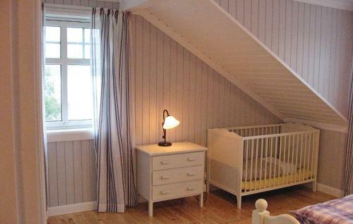 Holiday Home Naustdal Helle