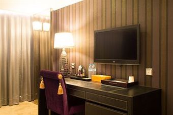 Ren Mei Fashion Hotel