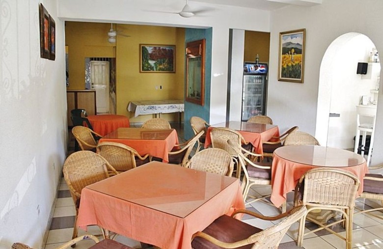Hotel Esmeralda Guest House