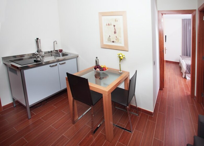 Apartamentos Turisticos Madanis