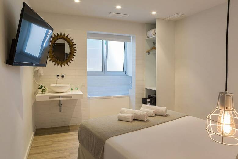 Apartamentos Turisticos Madanis