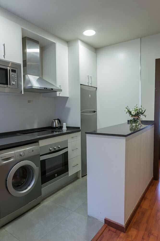 Apartamentos Turisticos Madanis