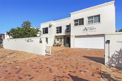 Hostal Atlantic Breeze