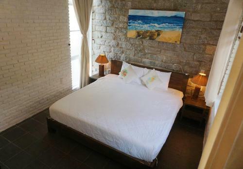 Rock Villa